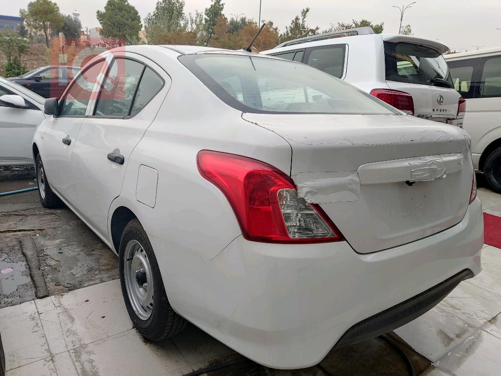 نيسان صني